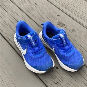 Kids Nike revolution sneakers